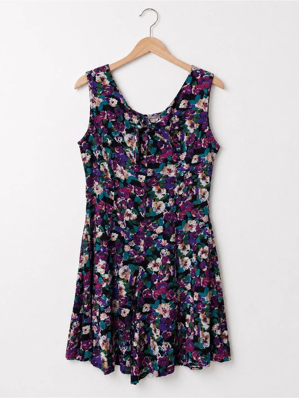 Sostanza Vintage Floral Button-Up Sleeveless Romper in Purple Size M